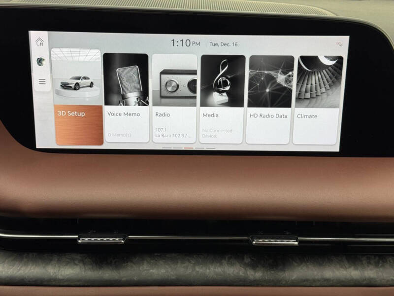 2024 Genesis G90 3.5T e-Supercharger