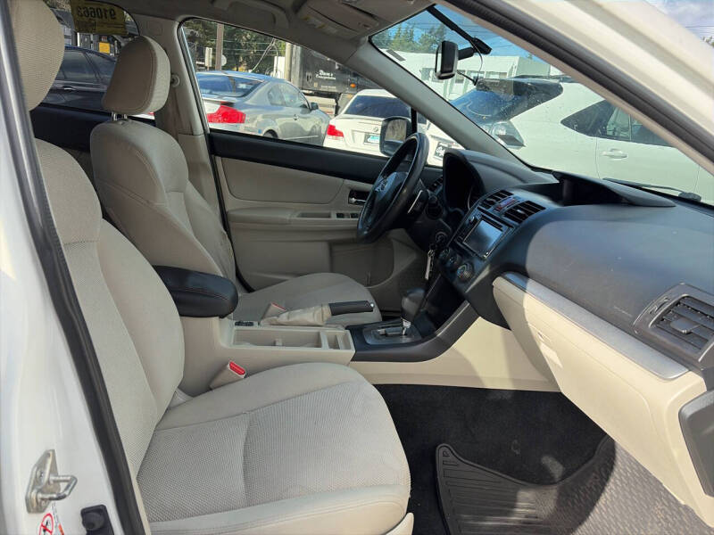 2013 Subaru XV Crosstrek 2.0i Premium