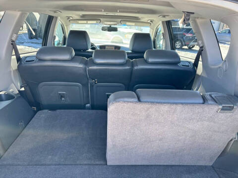 2007 Subaru B9 Tribeca 7-Pass.