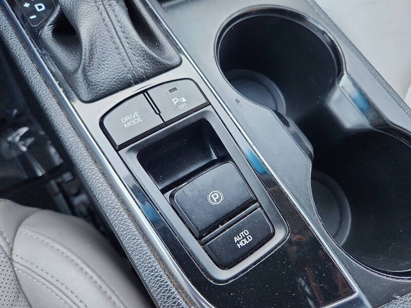 2017 Hyundai Sonata Hybrid