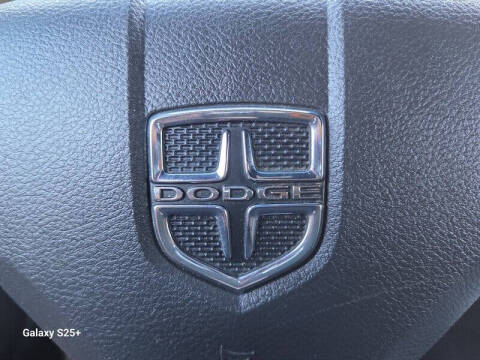 2011 Dodge Challenger SE