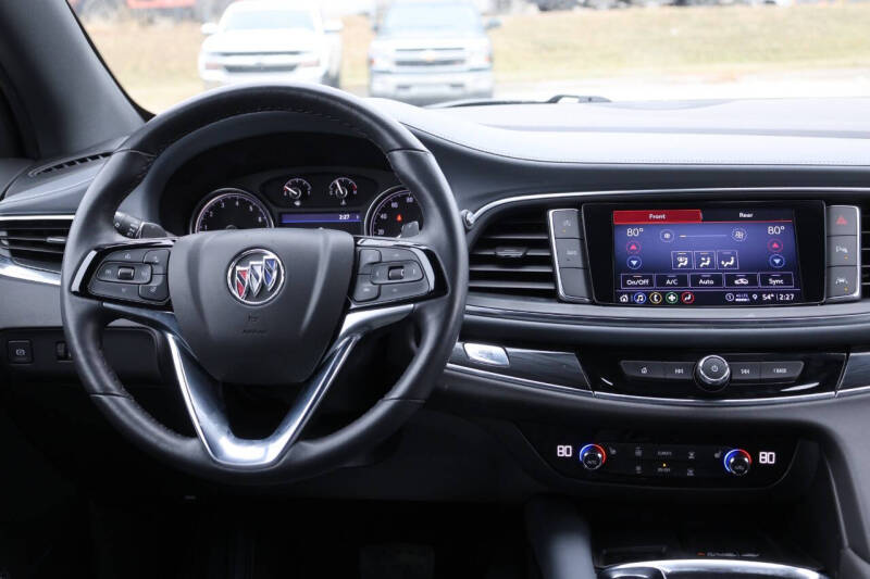 2023 Buick Enclave Essence