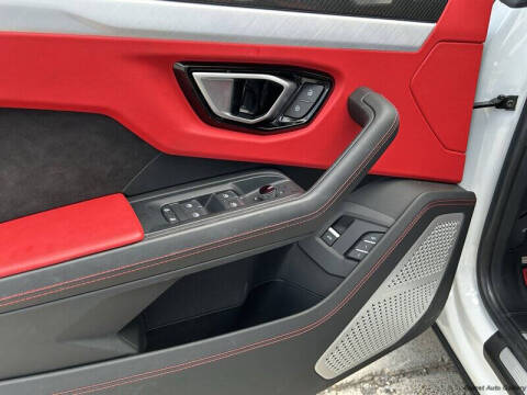 2021 Lamborghini Urus