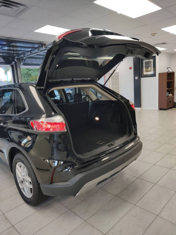 2022 Ford Edge