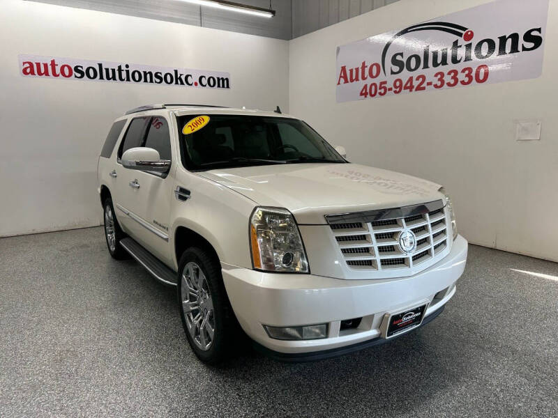 2009 Cadillac Escalade Base's photo