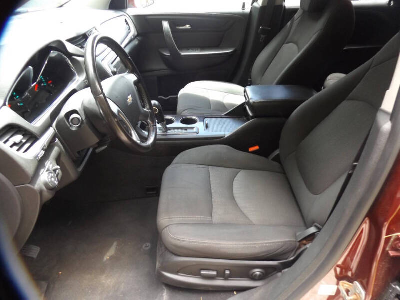 2017 Chevrolet Traverse LT