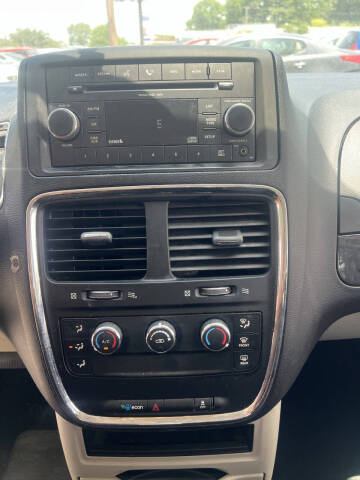2015 Dodge Grand Caravan American Value Package