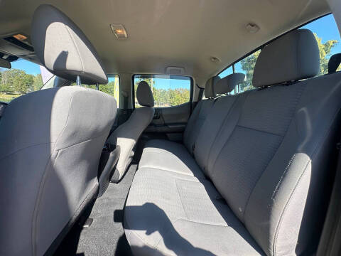 2018 Toyota Tacoma SR