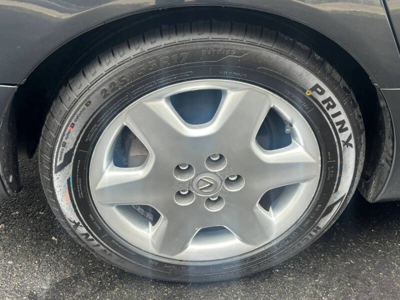 2004 Lexus LS 430