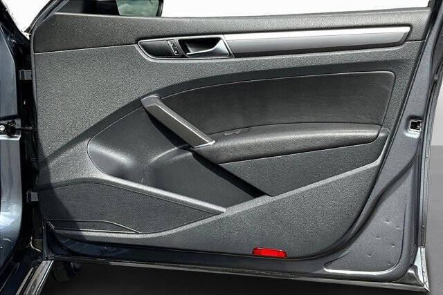 2018 Volkswagen Passat 2.0T S