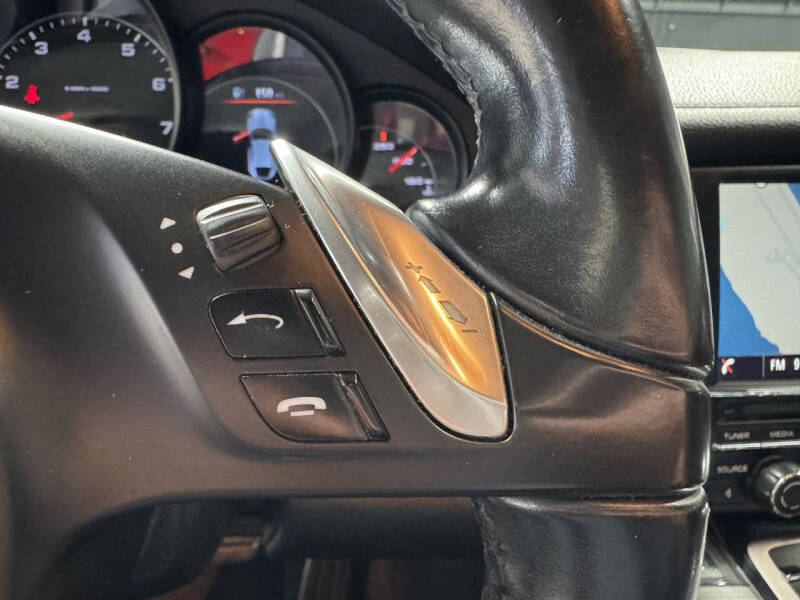 2014 Porsche Panamera 4