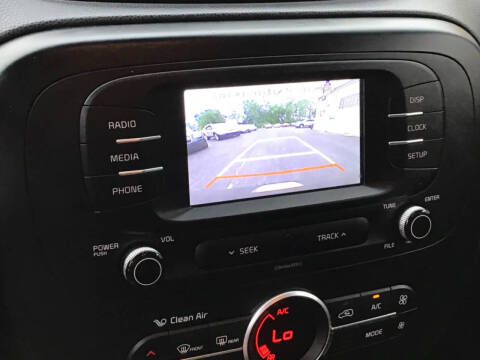 2017 Kia Soul +