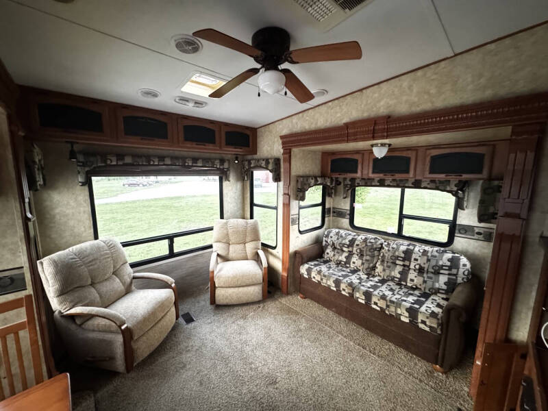 2011 Forest River Inc. Sandpiper  300RL