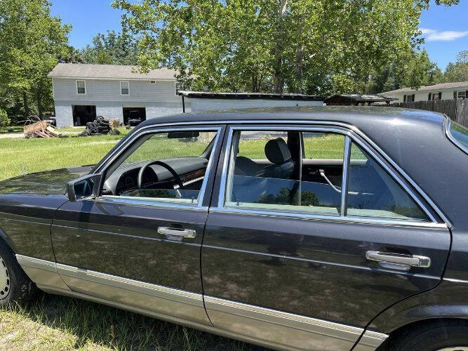 1986 Mercedes-Benz 300-Class 300 E