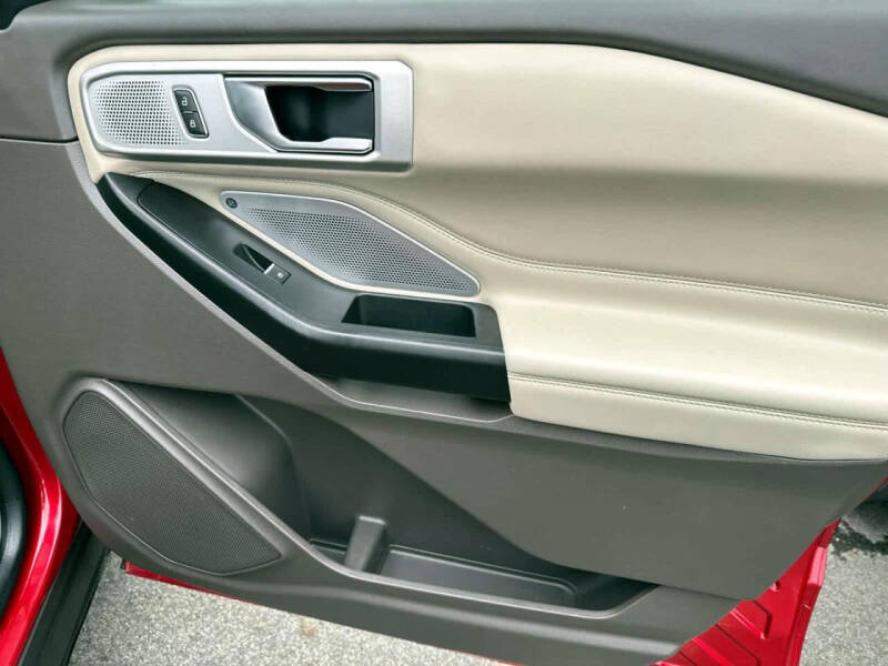 2020 Ford Explorer Platinum