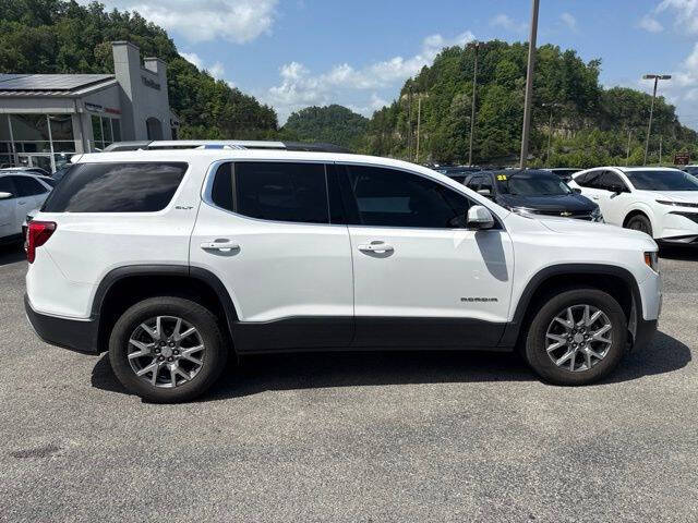 2022 GMC Acadia SLT