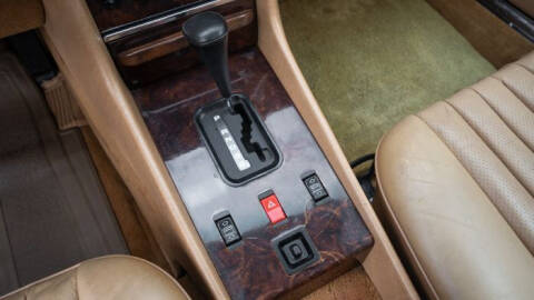 2009 Mercedes-Benz 560-Class