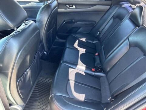 2023 Kia K5