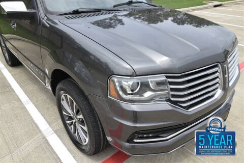 2016 Lincoln Navigator Select