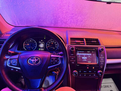 2016 Toyota Camry SE