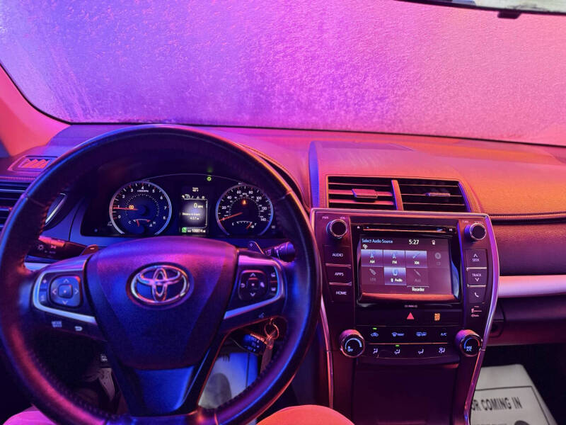 2016 Toyota Camry SE