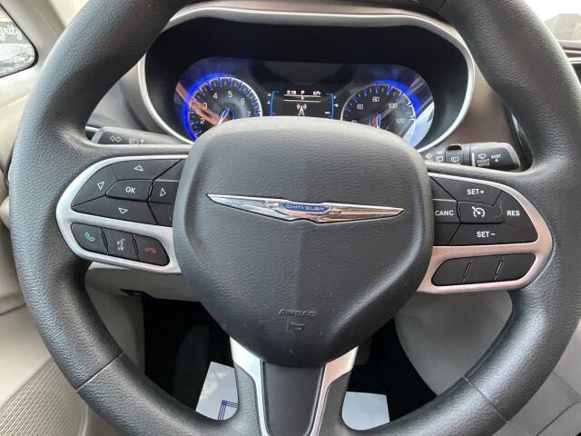 2017 Chrysler Pacifica LX