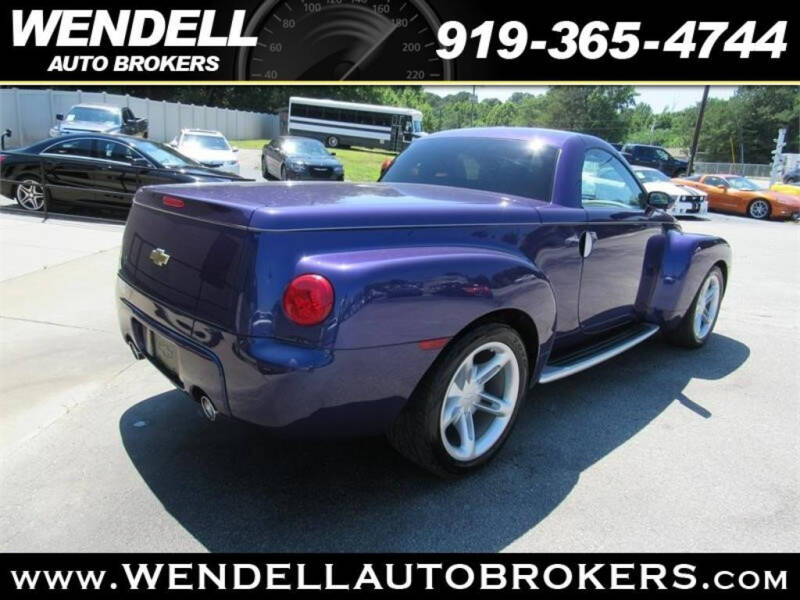 2004 Chevrolet SSR LS
