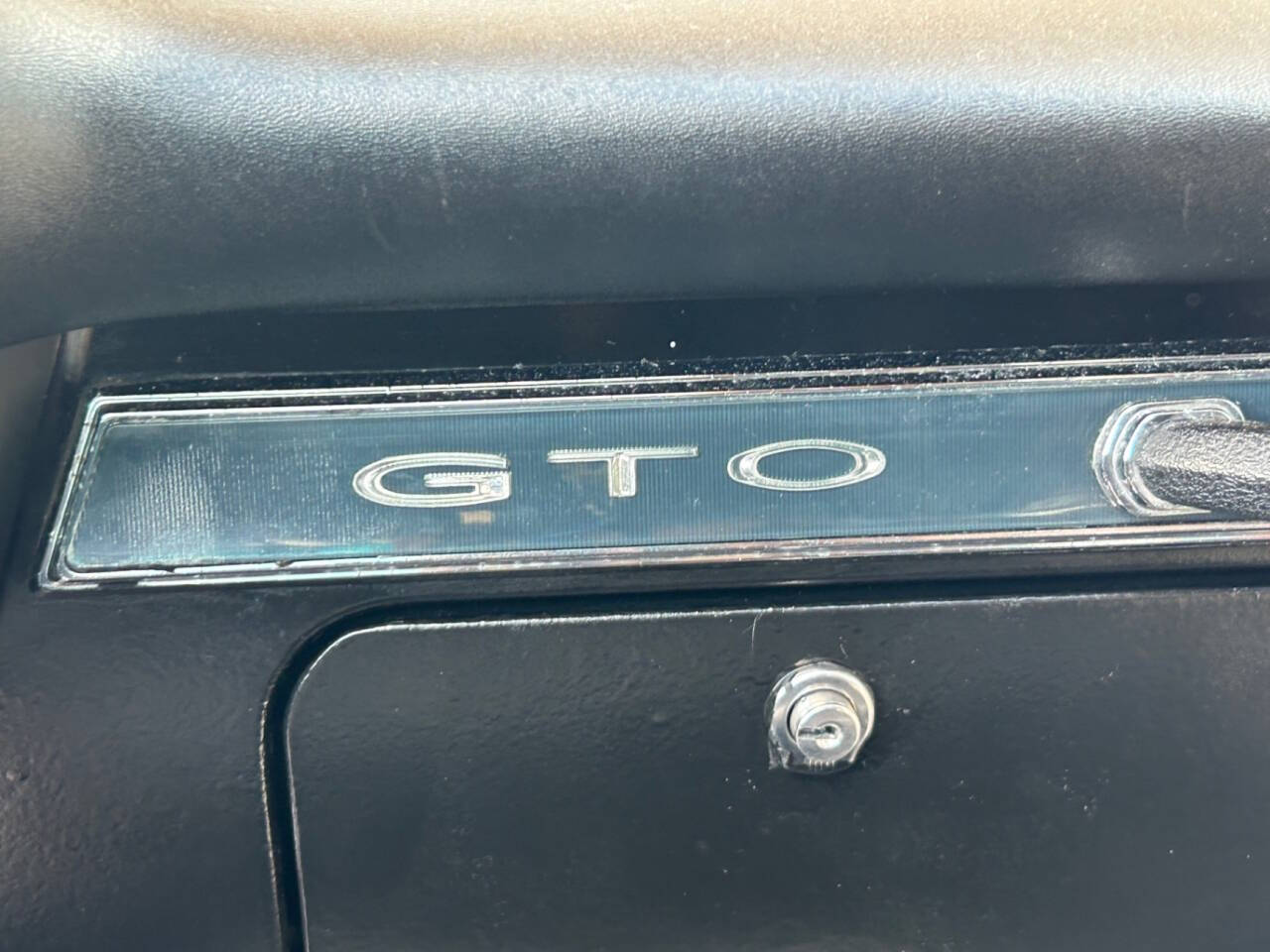 1967 Pontiac GTO 24