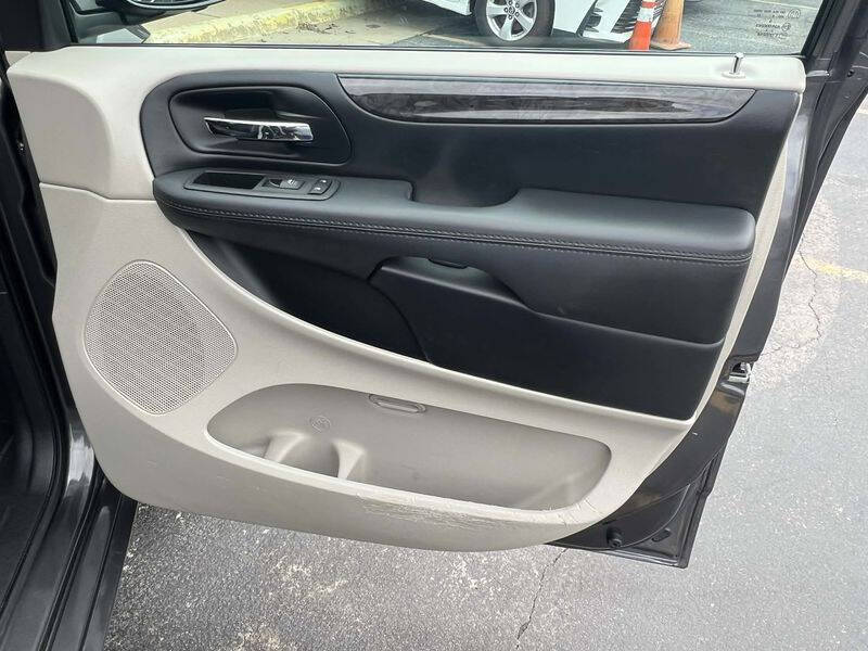 2018 Dodge Grand Caravan SE