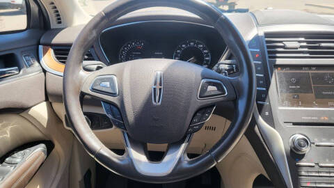 2019 Lincoln MKC Select