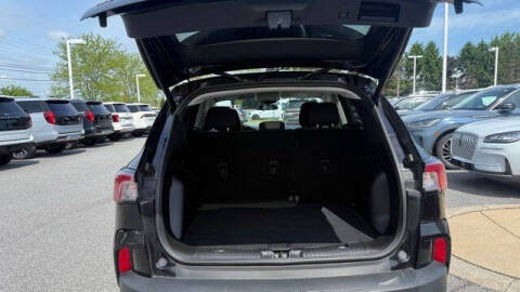 2021 Ford Escape SE