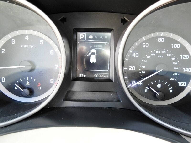 2018 Hyundai Santa Fe Sport  - $16,900