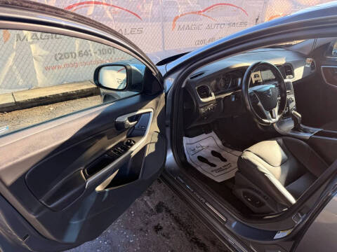 2017 Volvo S60 T5 Dynamic