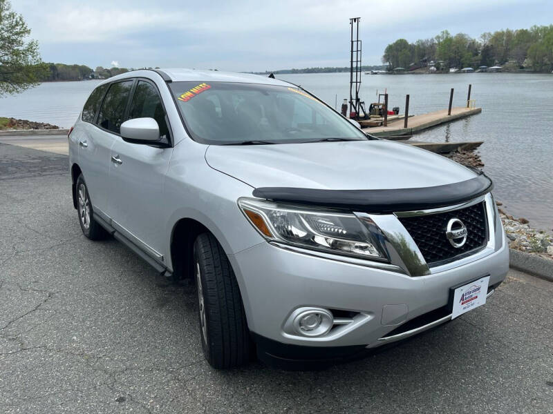 2013 Nissan Pathfinder for sale at Affordable Autos at the Lake in Denver NC