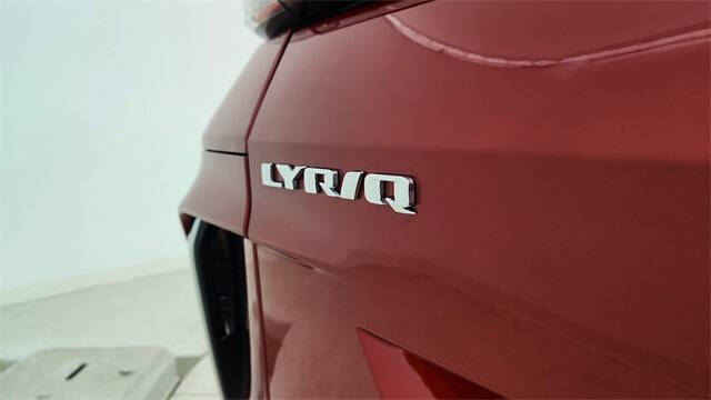 2025 Cadillac LYRIQ Luxury 3