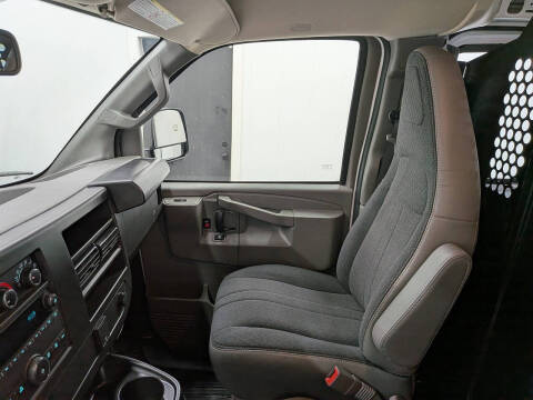 2025 GMC Savana 2500