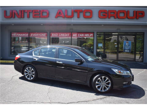 2015 Honda Accord for sale at United Auto Group in Putnam CT