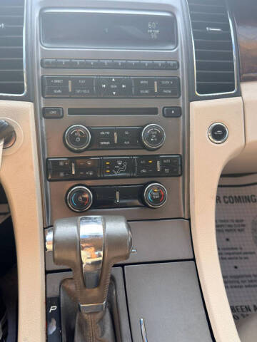 2012 Ford Taurus SEL