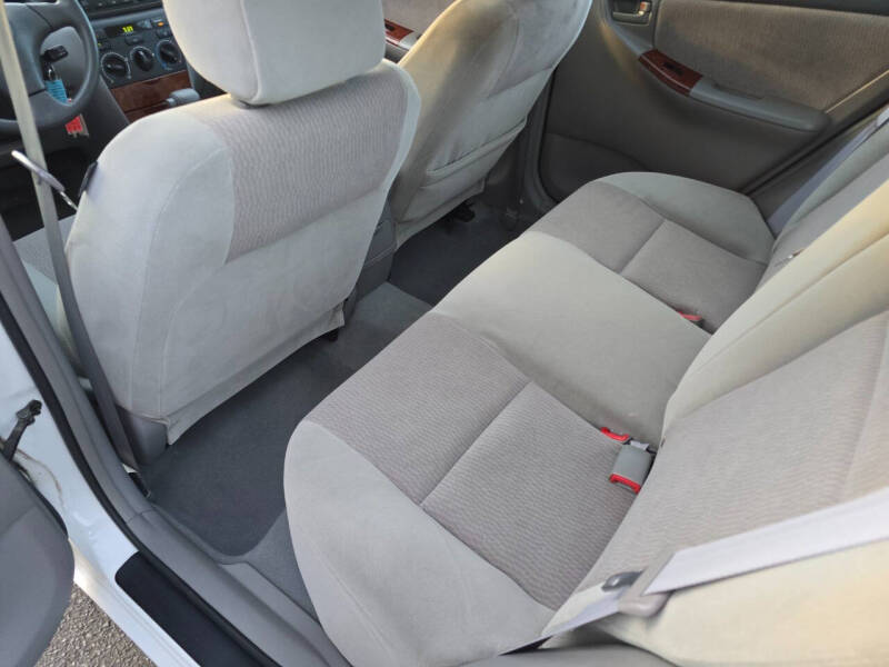 2007 Toyota Corolla LE