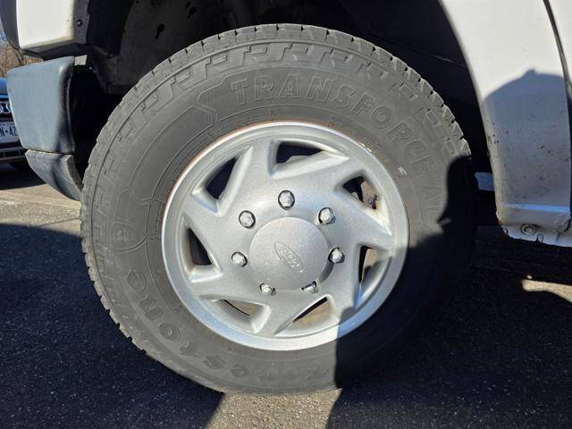 2013 Ford E-Series E-150