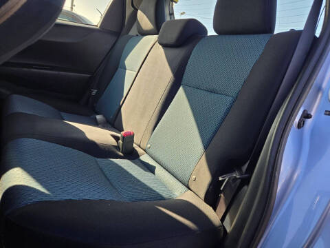 2012 Toyota Yaris 5-Door SE