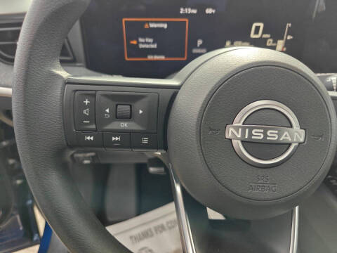 2025 Nissan Kicks SV