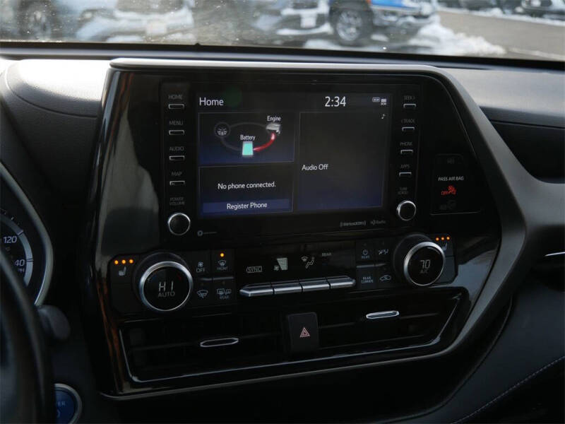 2021 Toyota Highlander Hybrid XLE