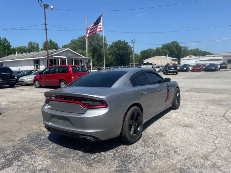 2016 Dodge Charger SXT