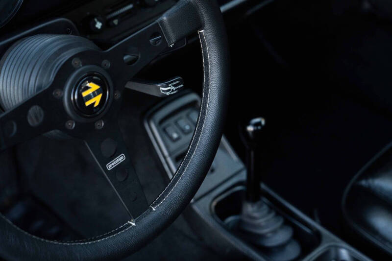 1990 Porsche 911 Carrera 2