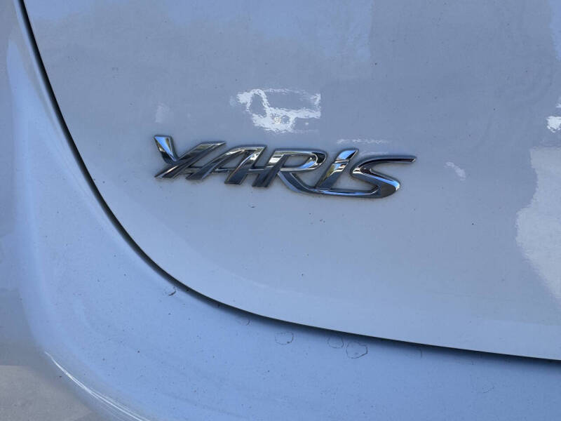 2020 Toyota Yaris Hatchback XLE