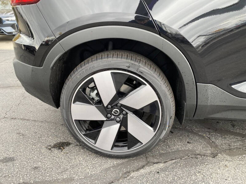 2024 Volvo XC40 Recharge Twin Ultimate