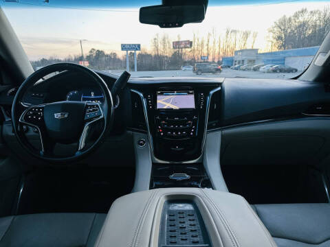 2016 Cadillac Escalade ESV Luxury Collection