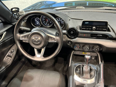 2016 Mazda MX-5 Miata Sport
