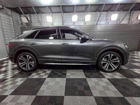 2019 Audi Q8 quattro Prestige 55 TFSI